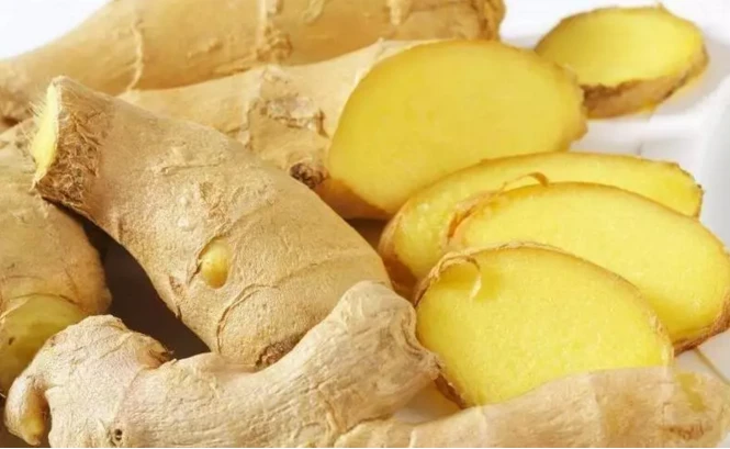 Výskum ukazuje, že gingerol môže liečiť reumatoidnú artritídu